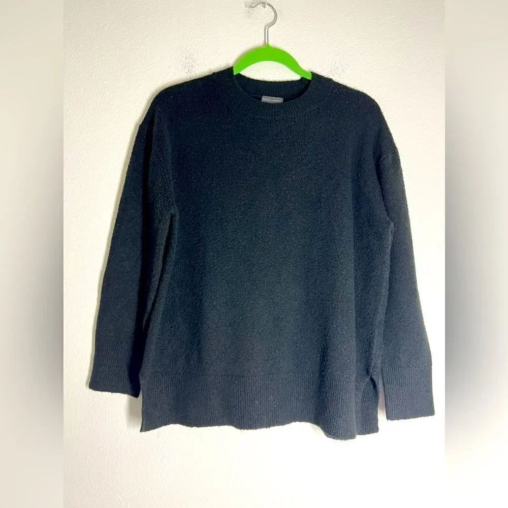 Vince Camuto Black Crewneck Knitted Sweater Size M
